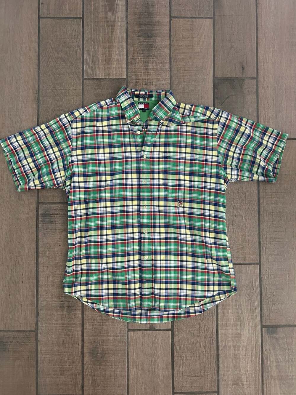 Vintage Tommy Hilfiger Crest Logo Plaid Short Sleeve Button Down Shirt Size L